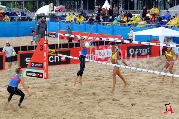 ana paula / shelda (bra) vs branett / cook (aus)